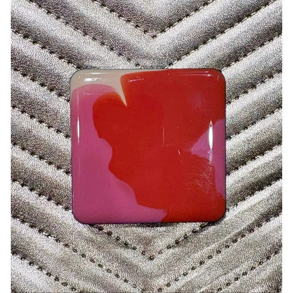 JAPONESQUE  - NIB Velvet Touch Blush/Shade 05 (cinnamon).  Perfect for Sculpting